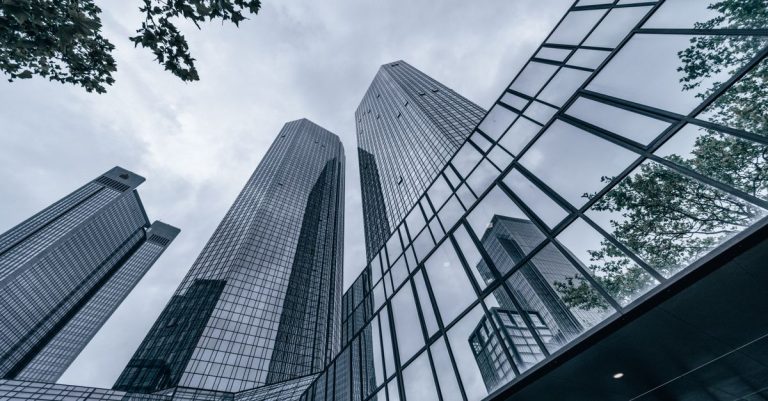 קרן ריט (REIT) בישראל: איך משקיעים וכמה מס